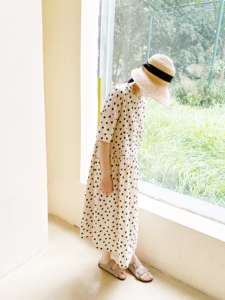 轻盈系列日本制有机环保盐缩棉面料轻薄圆领五分袖宽松连衣裙