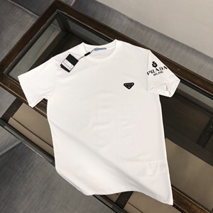 prada/普拉达短袖t恤夏季经典三角标男装纯棉圆领宽松体恤打底衫