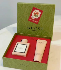 古驰gucci bloom 花悦绽放女士圣诞香水礼盒套装 50ml香水 身体乳