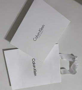 ck礼品袋包装盒奥莱 版专柜版 官方原配的包装最高版本不单卖