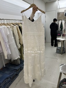 MIXXIN韩国代购东大门2024春季新款纯色简约时尚淑女洋气连衣裙