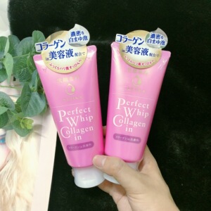 日本本土珊珂洗颜专科perfect whip洗面奶120g新款粉色胶原蛋白