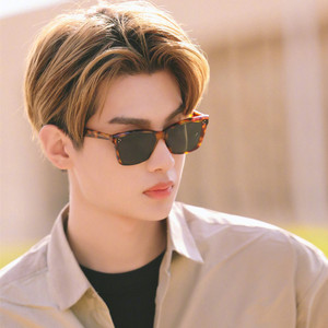 黄明昊同款眼镜框