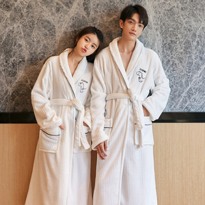 韩版情侣睡袍女秋冬季白色小恐龙珊瑚绒加厚法兰绒加长家居男浴袍