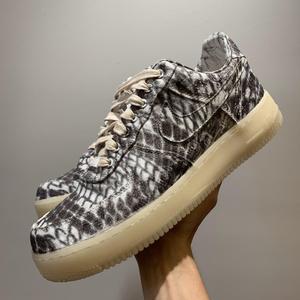 00依米ylt淘宝私人定制aj球鞋换皮客制ow联名款高帮鞋蟒蛇皮鳄鱼皮