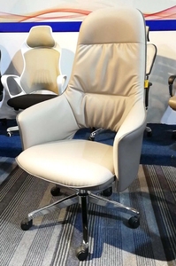 米白色时尚真皮老板椅 家用简约高背电脑椅 办公室牛皮办公转椅BH