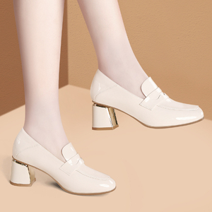 莱卡金顿跟真皮小皮鞋女女鞋克克杰豪大京东女兆漆皮春秋中跟妈妈