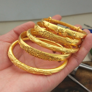 古法金手镯手工