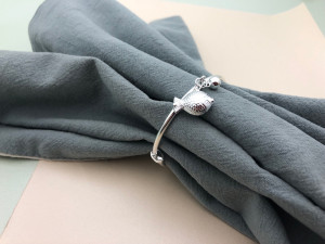 维罗纳纯银正品全新s999足银手镯时尚满天星手镯手镯折价出