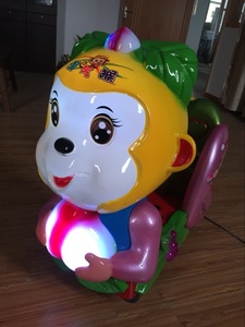 淘气猴摇摇车