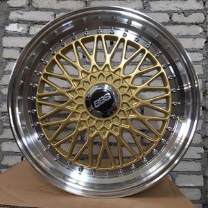 17 18寸bbs爆龟款轮毂,有金色,黑色适合飞度,菱帅,吉