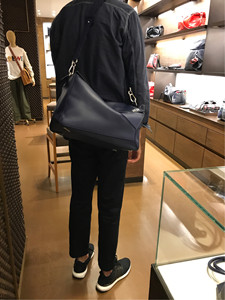 loewe 罗意威 puzzle 男包 特大号 海军蓝色