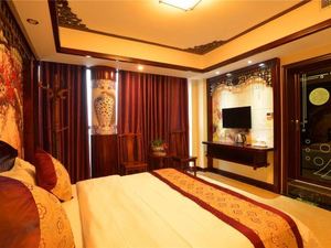 张家界木蘭莊人文酒店观景中式大床房