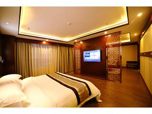 丰缘大酒店(拉萨哲蚌寺店)供氧高级大床房