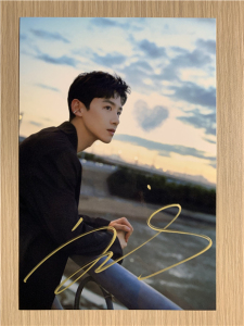 『冲冠』内地明星白敬亭亲笔签名照片24款热门经典定妆照6寸现货