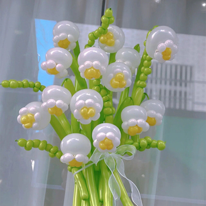 铃兰花束小雏菊长条气球diy野餐生日派对拍照道具花朵小红书场景