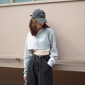 gillann 超短款灰色连帽卫衣女2021春夏新款宽松露脐长袖百搭上衣