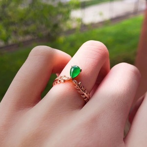 正阳绿翡翠珠宝戒指老坑冰种荧光水滴手饰镶嵌18k金正品订婚礼物