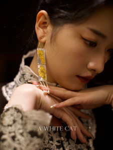 一白阿猫 原创设计复古中式金箔天然珍珠不掉色长款流苏耳环耳夹