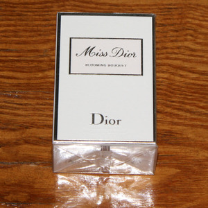 miss dior迪奥花漾甜心女士香水50ml,100ml edt 机场日上中免
