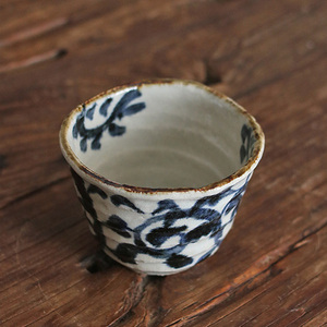 日本原装进口 手工复古唐草茶杯咖啡杯 复古日式器皿主人杯陶瓷杯