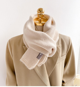 羊绒毛围巾女款丝巾淘宝手机拍摄平铺挂拍场景拍摄白底图主图拍摄