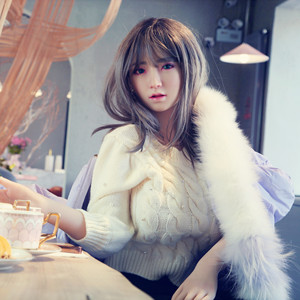 俊影实体娃娃男用真人版充气娃娃全身硅胶美女可插入成人情趣用品