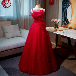 吊带敬酒服新娘订婚连衣裙长款大气结婚礼服裙女红色纱裙轻奢仙气