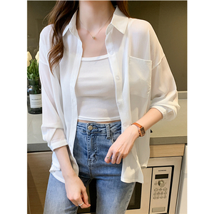 夏季新款冰丝防晒衬衫女长袖叠穿设计感小众宽松雪纺外穿半透衬衣