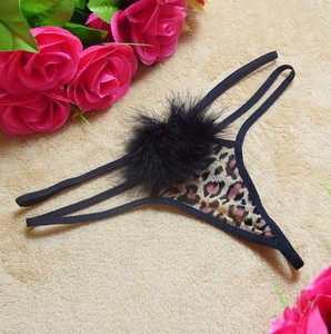 家居内裤女士性感c字裤隐形透明丁字裤带毛毛游戏调情内裤t型裤骚