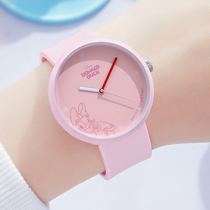 迪士尼手表女孩可爱唐老鸭卡通时尚中学生石英表米妮大表盘少女表