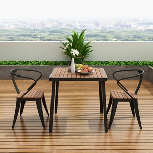 防腐木长条桌子