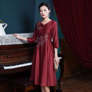 五一喜婆婆婚宴礼服平时可穿高贵年轻女儿出嫁妈妈喜庆婚礼装女方