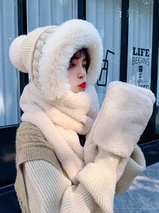 日本毛绒帽子围巾手套2021年爆款可爱小熊女生保暖围脖手套三件套