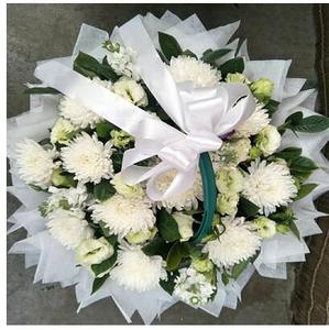 祭奠扫墓上坟手提花篮 白菊花 花束 清明冬至鲜花 葬礼送花