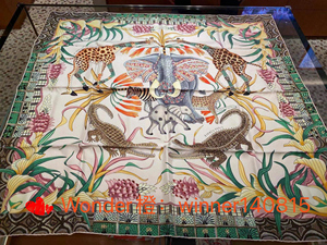 hermes爱马仕 赞比西河的庆典 90*90真丝大方巾可水洗丝巾