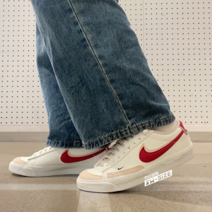 blazer low 77 _ 向往体育 nike/耐克blazer 女子宇航员开拓者休闲