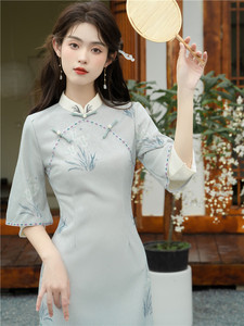 新中式国风素雅现代民国小洋装旗袍女改良时尚年轻款复古连衣裙