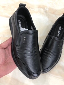 秋冬新款麦高皮鞋休闲鞋真皮男鞋套式软底工作鞋上班鞋