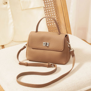 手提包女2022新款时尚高级感小众真皮女包百搭软皮单肩斜挎小方包