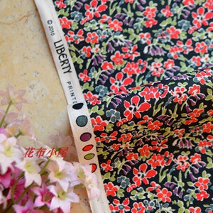 日本进口liberty平纹纯棉布料黑底田园碎花服装手工面料30元半米