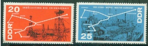 民主德国东德1966邮票  油井和输油管地图 化学工业 2全 原胶全品