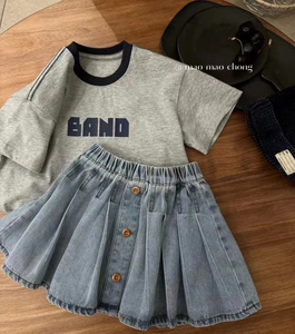 韩国品牌童装女童2024年夏装新款灰色字母短袖百褶裤裙