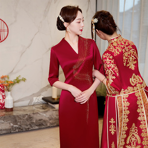 高端婚宴妈妈装旗袍中式结婚喜婆婆礼服2024年新款醋酸缎春季长袖