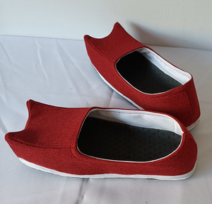 原创设计配汉服古装仿古鞋汉青丝履复古风西汉双尖岐履古红双峰鞋