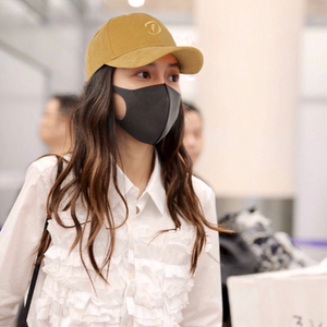 韩国帽子baby杨颖明星同款字母刺绣百搭鸭舌帽休闲出游遮阳棒球帽