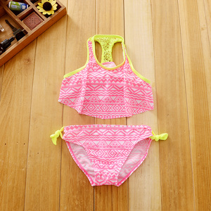 洋气时尚泳衣夏装新款女童泳衣三点式波点比基尼儿童分体式游泳装
