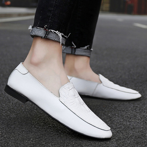 春季时尚白色豆豆鞋男真皮社会精神小伙休闲薄款英伦潮流懒人皮鞋
