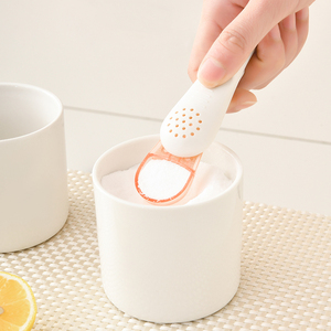 日本食盐定量勺撒盐克勺烹饪计量盐勺带孔撒盐勺创意胡椒粉控盐勺