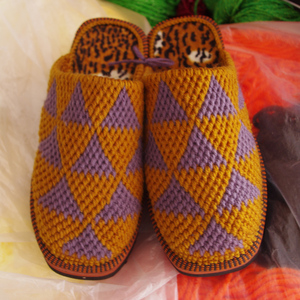 冬季纯手工编织毛线加厚防滑保暖三角型图案平跟男士拖鞋